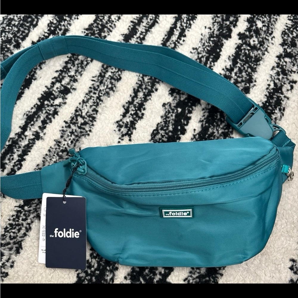 The Foldie Teal Crossbody Bag